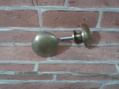 Brass Handle code N.140 size wide 35 mm. L: 25 mm.