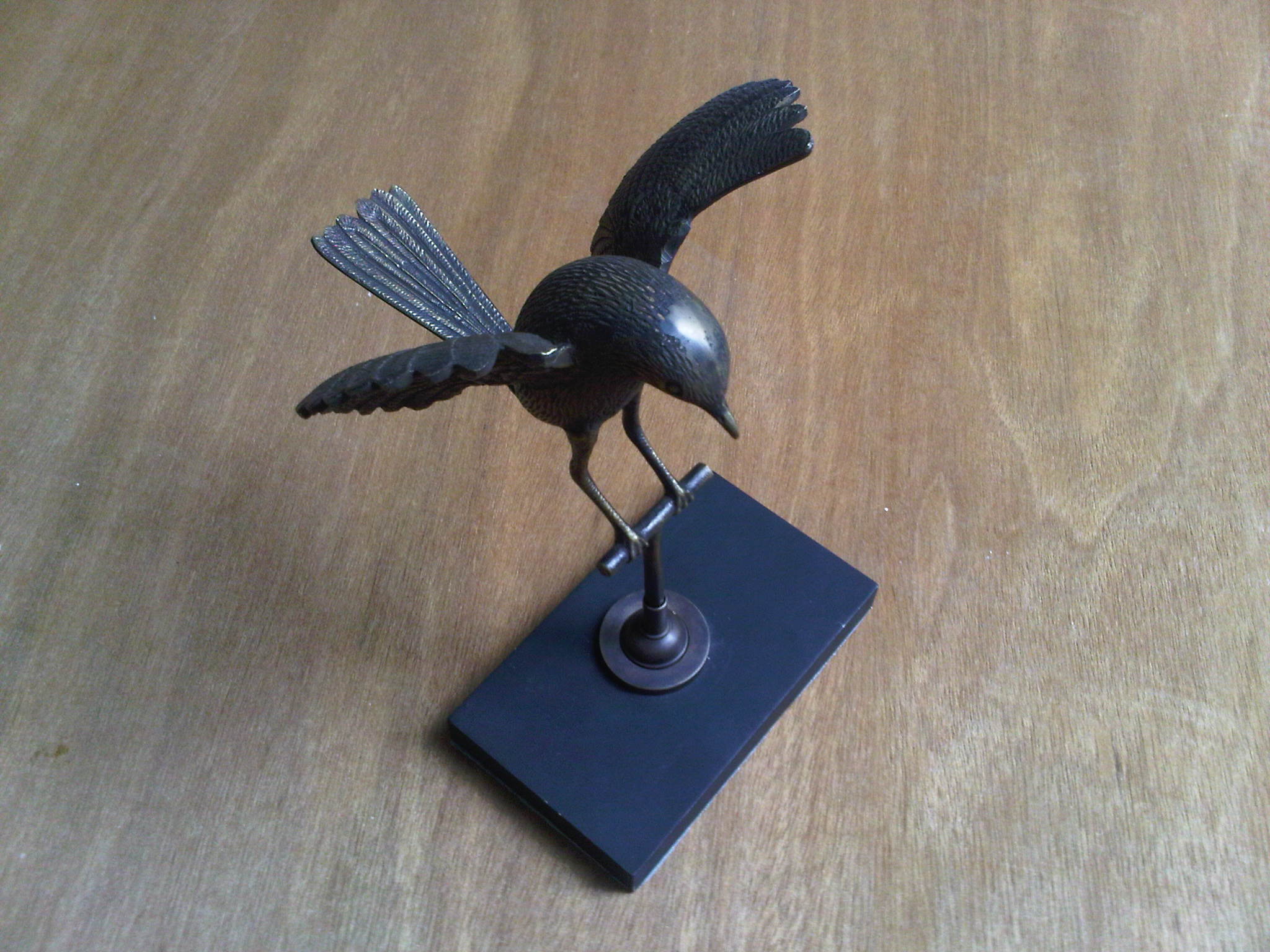 Brass Bird size high 19 cm.