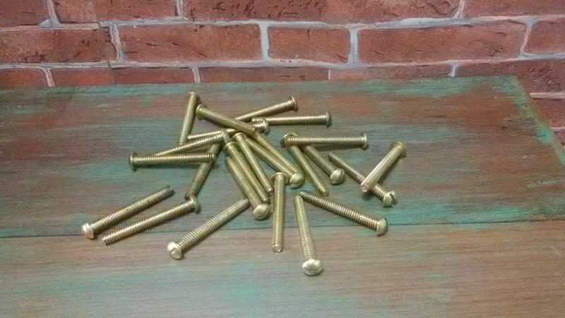 Brass screw  size 1/4 (2หุน) long 2''