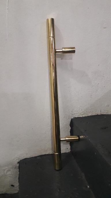 Brass door handle Item code ACP18 size long 60 cm..pipe 32 mm. (1.2")