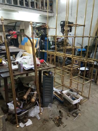Brass mirror frame our factory make to order & make to design.well come to our factory.