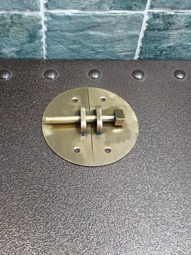 Brass door lock Item Code Q010T size wide 100 mm.