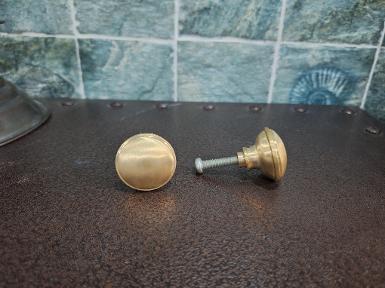 Brass Pull handle Item code N30MRW size 30 mm high 28 mm