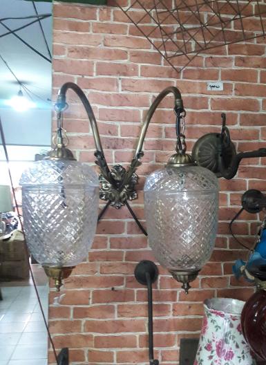 Brass wall lamp Item Code BWP10 size glass 5''