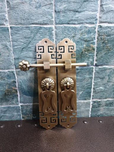 Brass door lock chinese style Item Code QC05L size 1 side 50 x 250 mm. thickness 1.5 mm.