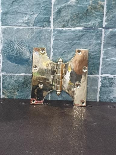 Brass hinge Item Code VMR55size wide 5'' long 5'' Thickness 3 mm.