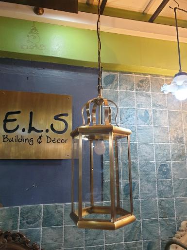 Hanging lamp brass with normal glass .Item Code HGLJ25G size 25 x 52 cm L total 1 M.
