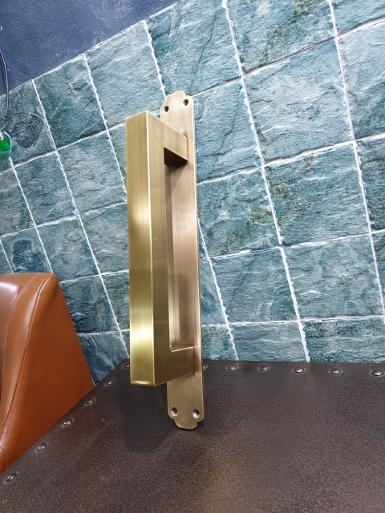 Brass Door Handle Item Code A50MR size plate 50 x 432 mm.thickness 3 mm. handle 32x32mm