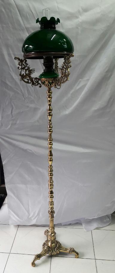 Dutch Floor Lamp brass materail Item code BFL18MP size high 150 cm. Lamp shade 11"