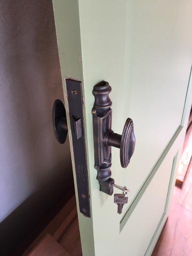 ฺBrass door lock Item Code W.064E10 size handle 100 mm.