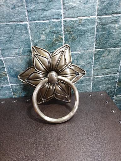 Flower Handle code PATI240 size wide 240 mm ring 150 mm Thick 12 mm.