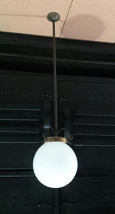 Brass hangging lamp item code RDMP18 size shade 6" long 50 cm. Can be longer