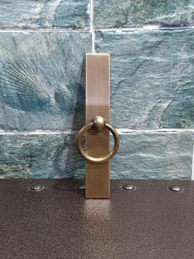 Brass pull handle Item Code PP25 size plate 25 x 120 mm. ring 44 mm.