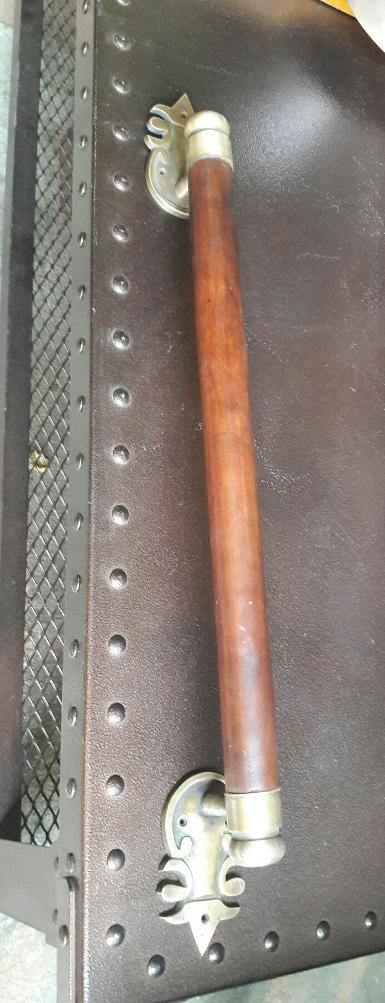 Brass Door Handle Item Code AC.028 size long 60 cm wood base long 740 mm. wide 75 mm. base D : 40 mm
